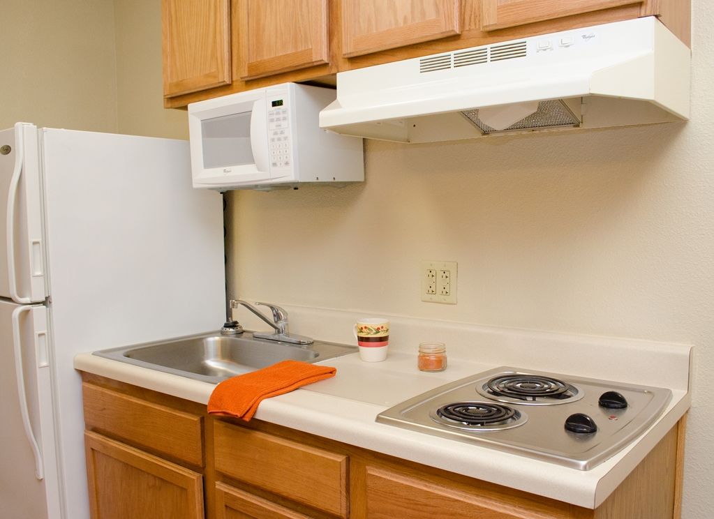 Woodspring Suites Louisville Southeast 포리스트힐스 객실 사진