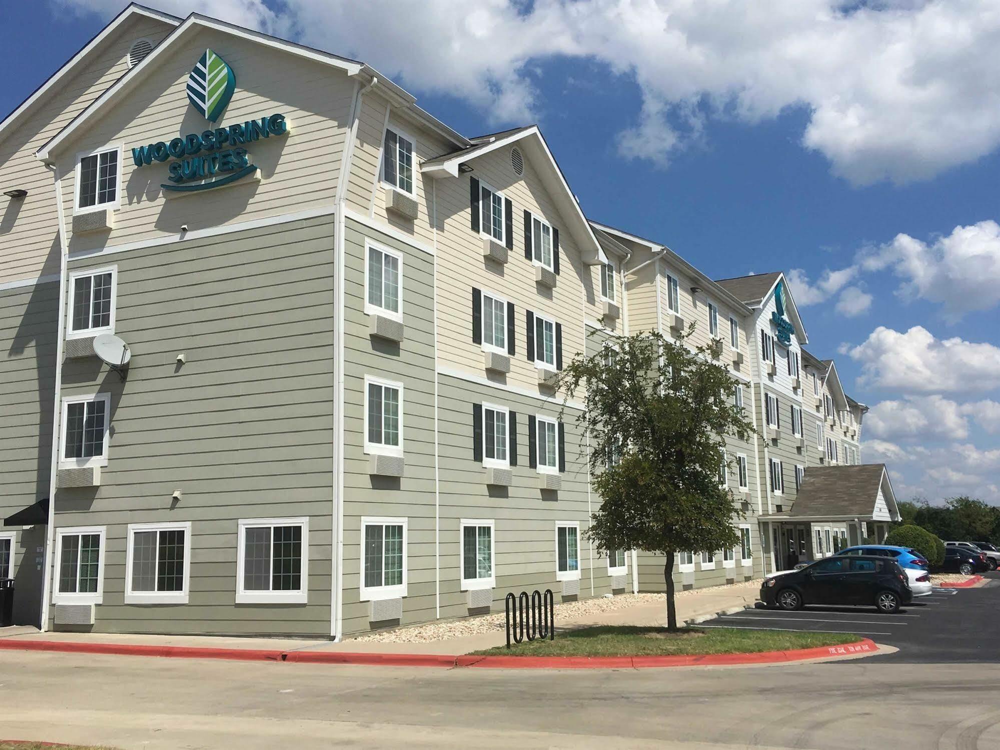 Woodspring Suites Louisville Southeast 포리스트힐스 외부 사진